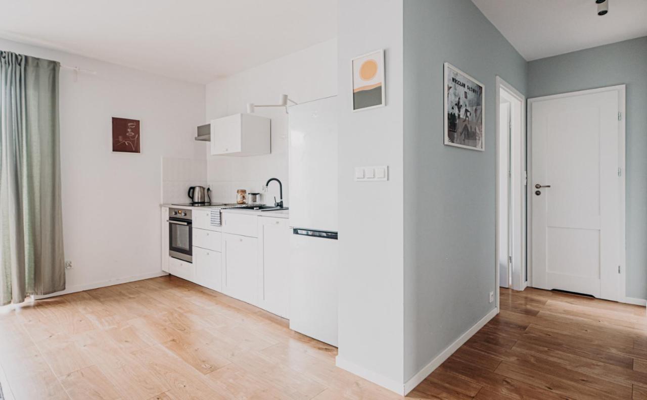 Polaka Apartment ~ Self Check-In 24 ~ Car Park ~Lift Wroclaw Luaran gambar