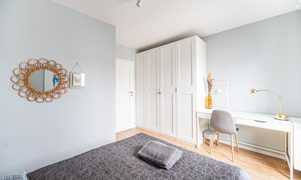 Polaka Apartment ~ Self Check-In 24 ~ Car Park ~Lift Wroclaw Luaran gambar
