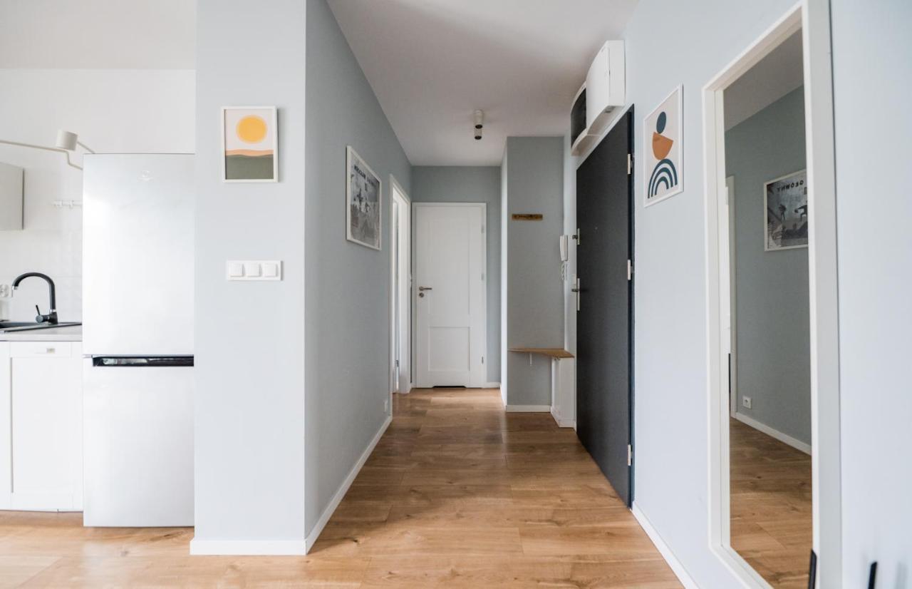 Polaka Apartment ~ Self Check-In 24 ~ Car Park ~Lift Wroclaw Luaran gambar